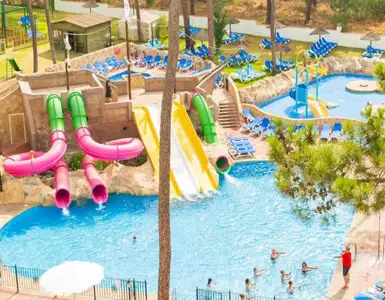 Hoteles con toboganes en Andalucía, Málaga