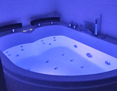 Hoteles con jacuzzi en la habitación Valencia