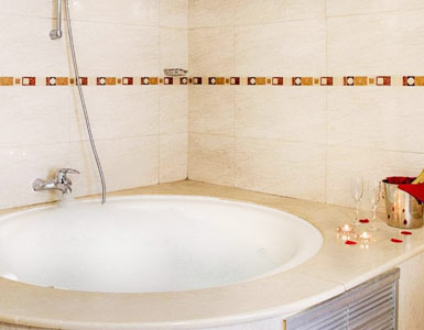 Hoteles con jacuzzi en la habitación Valencia
