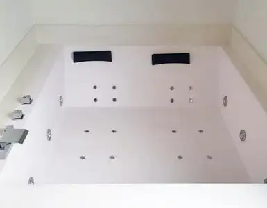 Hotel con Jacuzzi en la habitación Valladolid