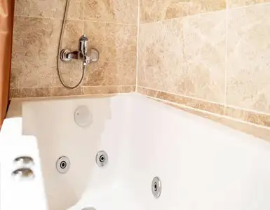 Hotel con Jacuzzi en la habitación Valladolid