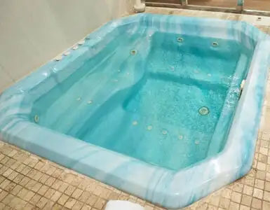 Hotel con Jacuzzi en la habitación Valladolid