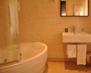 Hoteles con Jacuzzi privado en la habitación Roma