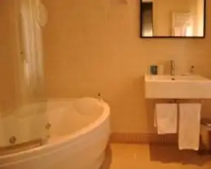 Hoteles con Jacuzzi privado en la habitación Roma