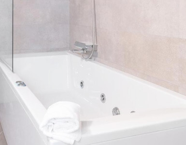 apartamento con jacuzzi privado malaga