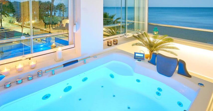 hoteles con jacuzzi en la habitación Málaga, Torremolinos