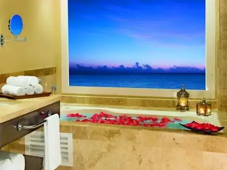 Hotel con jacuzzi privado en la habitación en puerto-morelos-mexico-df Hotel con jacuzzi privado en la habitación en Puerto Morelos México