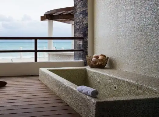 Habitación con jacuzzi en puerto-morelos-mexico-df Habitación con jacuzzi en Puerto Morelos México